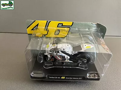 2007 Valentino Rossi 46 Yamaha YZR-M1 Show Bike Valencia 1/18 Miniature GP Moto • $15.90