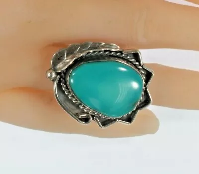 Vintage Navajo Sterling Silver & Turquoise Ring Sz 7.25 • $145.95