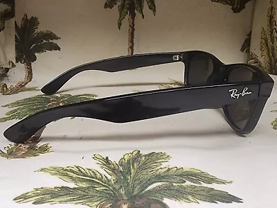 Ray-Ban New Wayfarer Black Rubber/G-15 Green 55 Mm Sunglasses RB2132 622 55 -18 • $44.95