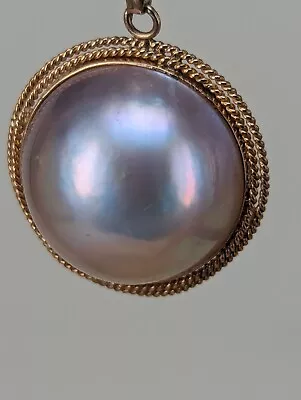 Half Mabe Pearl Pendant Set In 18ct Gold Mount  Mother Of Pearl Backed 2cms Diam • $339.12
