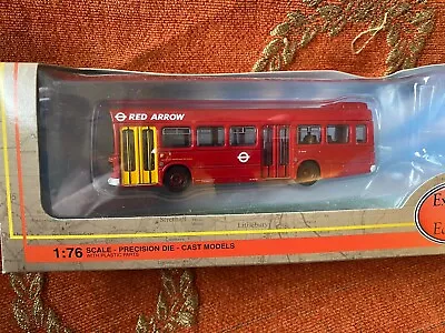 EFE GILBOW 16902 Leyland National Mk2 Short. RED ARROW • £30