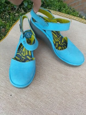 £15 • Buy Ladies Fly London Sandals Size 6