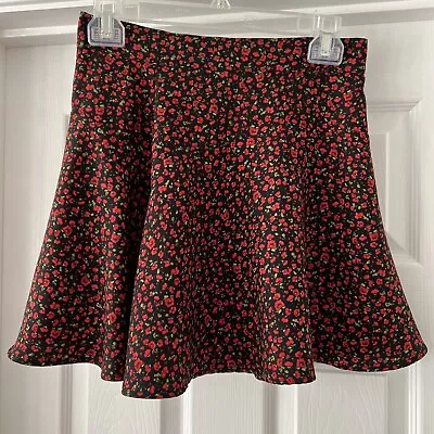 Zara Red Black Floral Skirt With Undershorts Size SMALL • $14.99