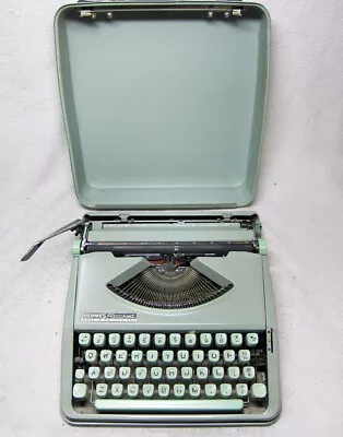Vintage 1950s 1960's Green HERMES ROCKET Portable Typewriter W/Case. BEAUTIFUL!! • $369.95