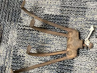 Vtg Antique 4 Tine Hand Pull Cultivator Claw Hoe Plow Rake Farm Garden Tool • $24.50