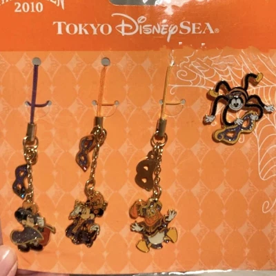 $62.99 • Buy Tokyo Disney Sea Halloween Strap & Pin Badge Set Lapel Hat Pin 2010 Unused