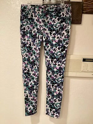 Elle Skinny Floral Blue & Lilac Stretch Jeans Size 8R 32”Wx 30”inseam • $15.99