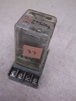 Allen Bradley 700-HA32A1 Relay W/ Dayton 5X852E Base Socket *FREE SHIPPING* • $5.69