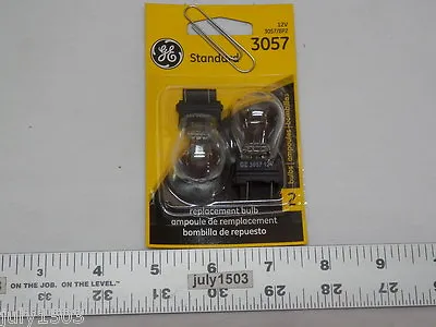 $10.90 • Buy (2) New GE 3057 Miniature Lamp Bulb 27w 7w Plastic Wedge 12 Volt S8 12v  