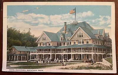 Holland Michigan  Postcard Hotel Macatawa Macatawa Michigan  Unused • $7.99