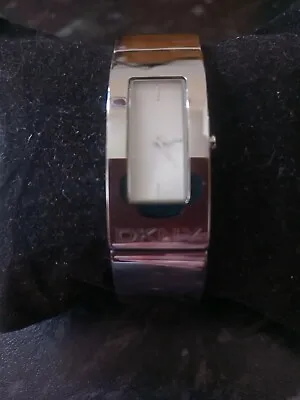 £15 • Buy Lovely Ladies Designer DKNY Chrome Plated Bracelet Watch.