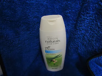 £5 • Buy RareAvon Naturals Soft & Sleek 2in1 Shampoo & Conditioner Aloe & Macadamia 250ml