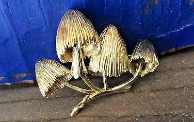 Mcm~14k Solid Yellow Gold 3-d Forest Mushrooms Mushroom Brooch 15.3 G~not Scrap • $785