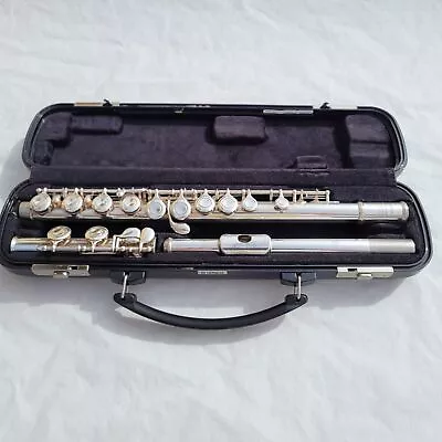 Yamaha Advantage 200AD Silver Flute With Hard Case Flute • $379.99