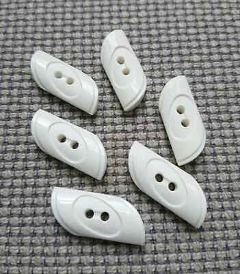 £3 • Buy 6 Vintage White Plastic Toggle Duffle Coat Cardigan Buttons Fasteners 31mm