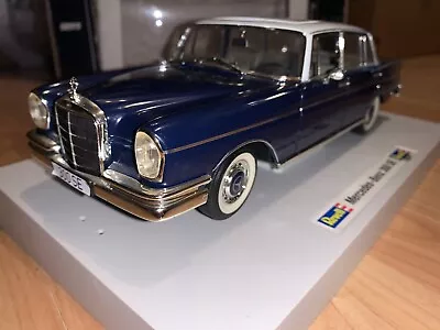 Mercedes Benz 300 Se Blue & White Revell Display Model With Sunroof  1:18 Rare • £87.99