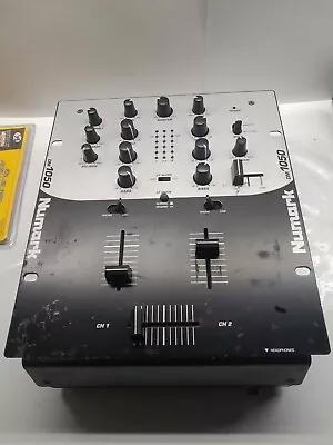 Parts Repair Numark DM1050 2 Channel Mixer Powers UNTESTED  • $39.97