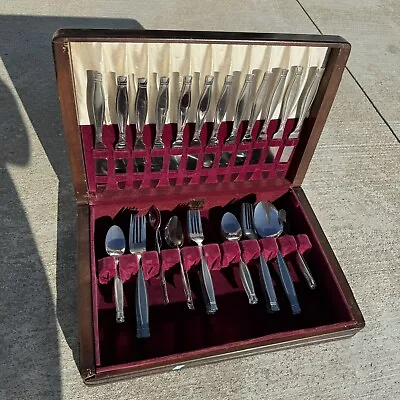 VTG Oneida Stainless Steel Ambiance 65pc Serves 12 Silverware Flatware W Box -LN • $85