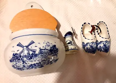 Vintage Delft Salt Box Porcelain Blue White Pattern Wall Mount WLid • $21