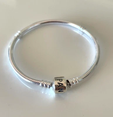 $69 • Buy Genuine PANDORA Moments Snake Chain Bracelet 19cm 590702HV-19 NEW Limited Stock