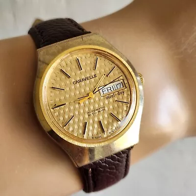 $137 • Buy Vintage Bulova Caravelle Men's Automatic Watch Woven Pattern Dial Day/date 1977
