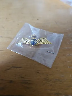 Royal Air Force RAF Pilots Brevet Lapel Pin Badge  • £4.99