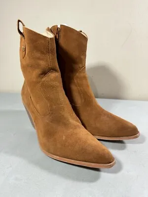 Westies Women's Tan Suede Side Zip Heeled Western Ankle Booties Size 9 • $26.24