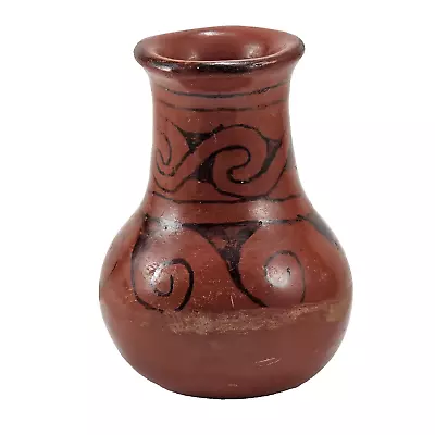 Vintage Maricopa Native American Indian Pottery Jar Signed SJ • $59.99