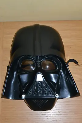 Vintage Star Wars Darth Vader Mask Lucasfilm 2005 Rubies Costume Co. • £5.99