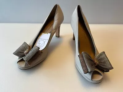 DelBrenna Tan Leather Peep Toe Pumps W/ Metal Bows Size 38 (IT) 8 (US) • $54