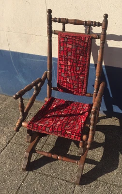£65 • Buy Beautiful Little Child’s Spring Bobbin Rocking Nursery Chair Teddy Dolls Display