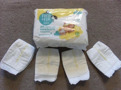 £2.25 • Buy Fred & Flo Premature Newborn Pack Of 24 Nappies  2-5lbs   New - Size 0