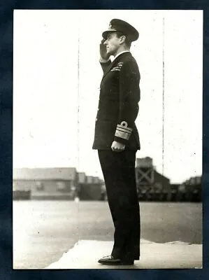 WWII VICE ADMIRAL LORD LOUIS MOUNTBATTEN AT COMBINED OPS CENTER 1944 Photo Y 249 • $15.99