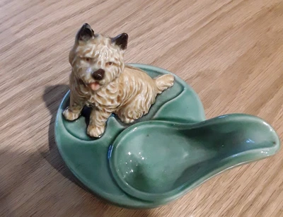 £3 • Buy Wade Pipe Stand