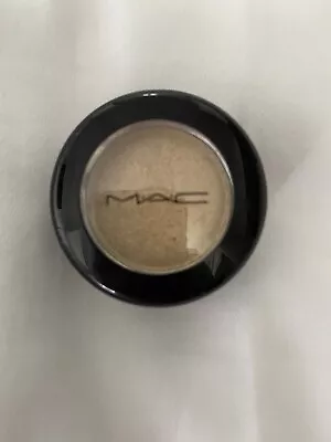 £5 • Buy MAC Eyeshadow Kiss The Klimt Dazzleshadow Extreme - 1.5g