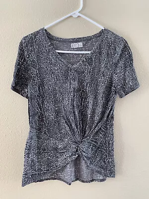 Maurices 24/7 Womens Top Size Small • $5