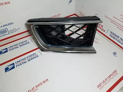 $59.99 • Buy 06-07 Subaru Impreza Wrx Sti Passenger's Side Rh Grill Chrome Trim Bezel Oem