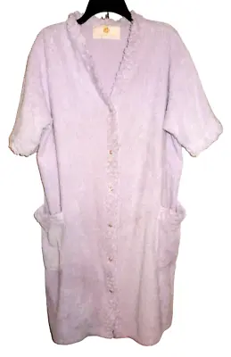 Vintage Stan Herman Chenille Robe Womens Large House Coat SS Lavender Snap Front • $34.85