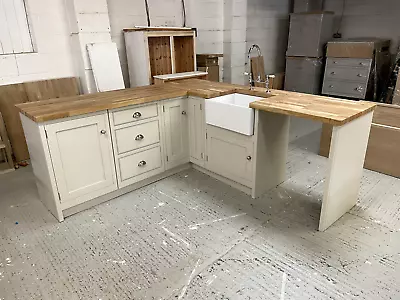 £2550 • Buy SALE!! WAS £2,850!!!  Handmade Bespoke Painted Kitchen (Belfast Sink)