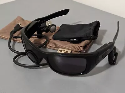 Vintage Oakley Thump 512mb MP3 Polished Black W/ Warm Grey Lenses (Gator Bowl) • $199.99