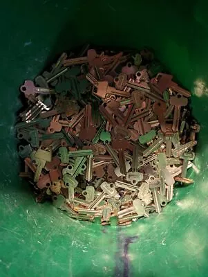 $24.99 • Buy 3LBS LOT Of Misc BRASS Uncut Key Blanks House | Car | Auto | Jukebox | RV | Etc