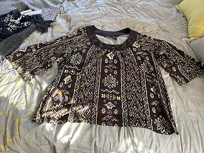 RQT Womens Long Sleeve Shirt Pullover Floral Beaded Around Neck Size XL • $7.99