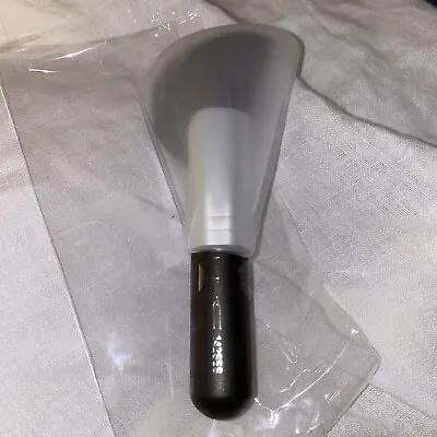 BNiB MAC Travel Friendly Face Brush - Never Used Part Of Set • £11.99