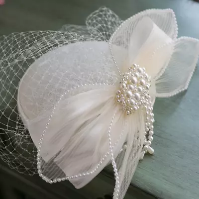 Vintage White Fascinator Hat Hair Clip Headwear Pearl Bow Veil Bride Wedding • $49.57