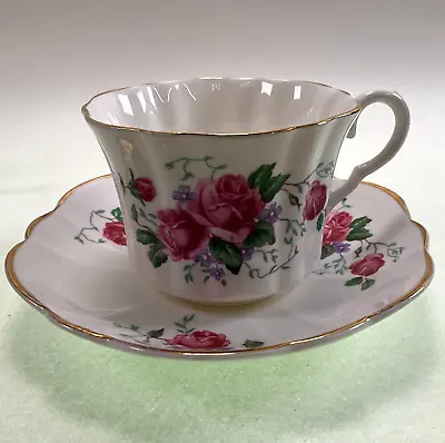 English Castle Fine Bone China Tea Cup & Saucer -  Roses - Vintage England • $16.99