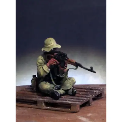 1/35 Resin Model Kit US Army Soldier Sniper Takes A Shot Vietnam War Unpainted • $11.87