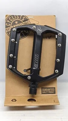 VP AIM Sealed Bearing Black 9/16 Flat/platform Pedals • $49.95