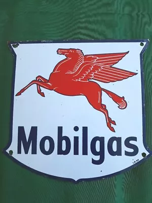 Vintage Mobilgas Pump Plate 1950 • $189.50