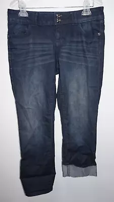 Elle Blue Jeans  Womans Sz 6 Dark Wash Crop Ankle Double Button Low Rise • $9.34