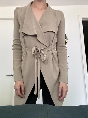 $250 • Buy Scanlan Theodore Crepe Knit Drape Front Jacket- Tan RRP$650 (size Small)